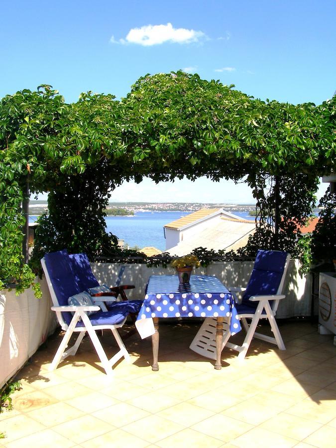 Charming Dalmatian Apartment With Panoramic View Tkon Quarto foto